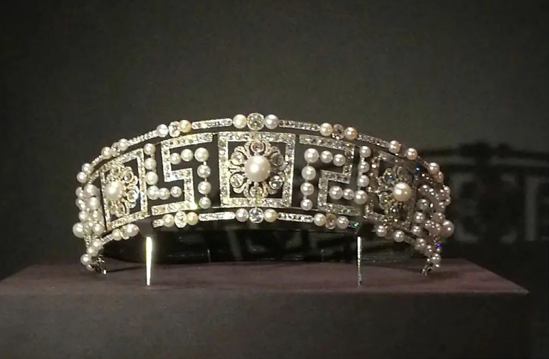 中国富豪们的珠宝保藏：3.08亿尖端蓝钻，4.9亿天价粉钻…  第24张