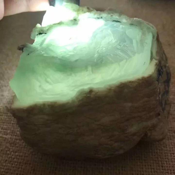 看懂这几条翡翠行话，你必定会玩翡翠  第2张