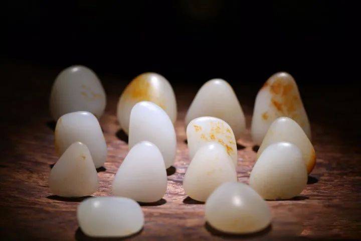 和田玉籽料的几个错误观念  第3张