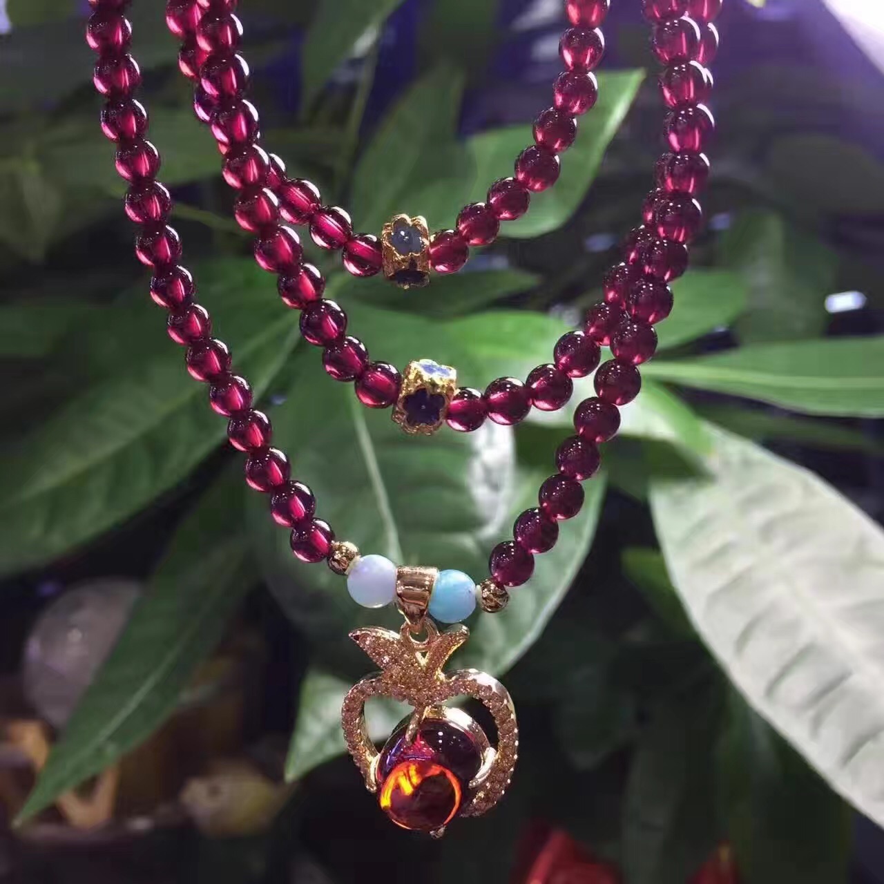 石榴石佩带有什么考究？  第2张