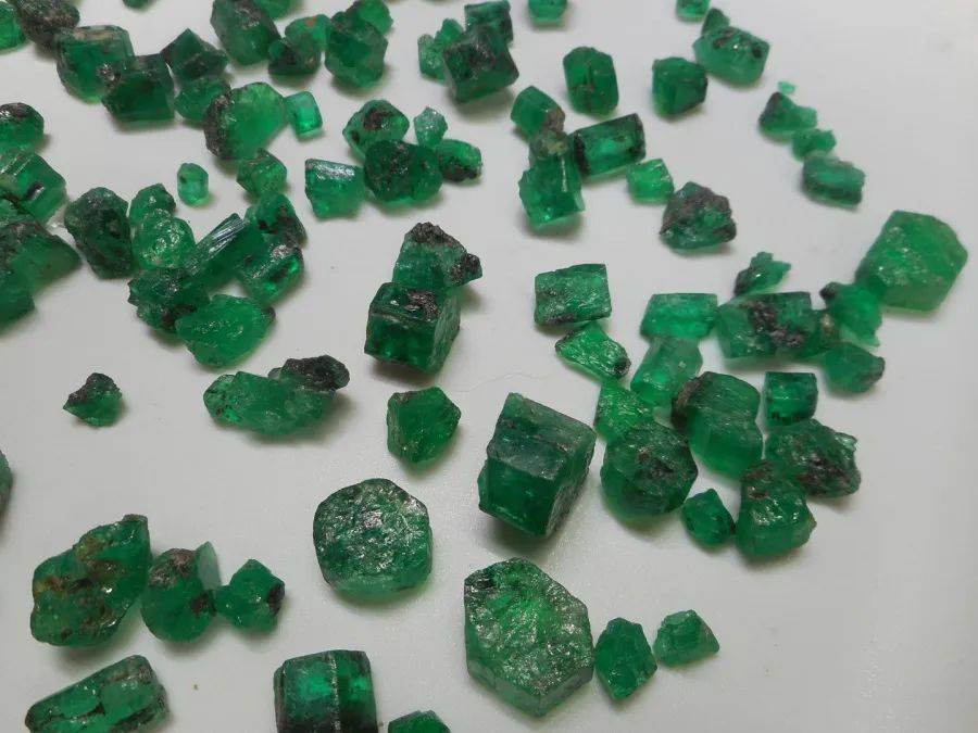 祖母绿：呐，这就叫专业！  第24张