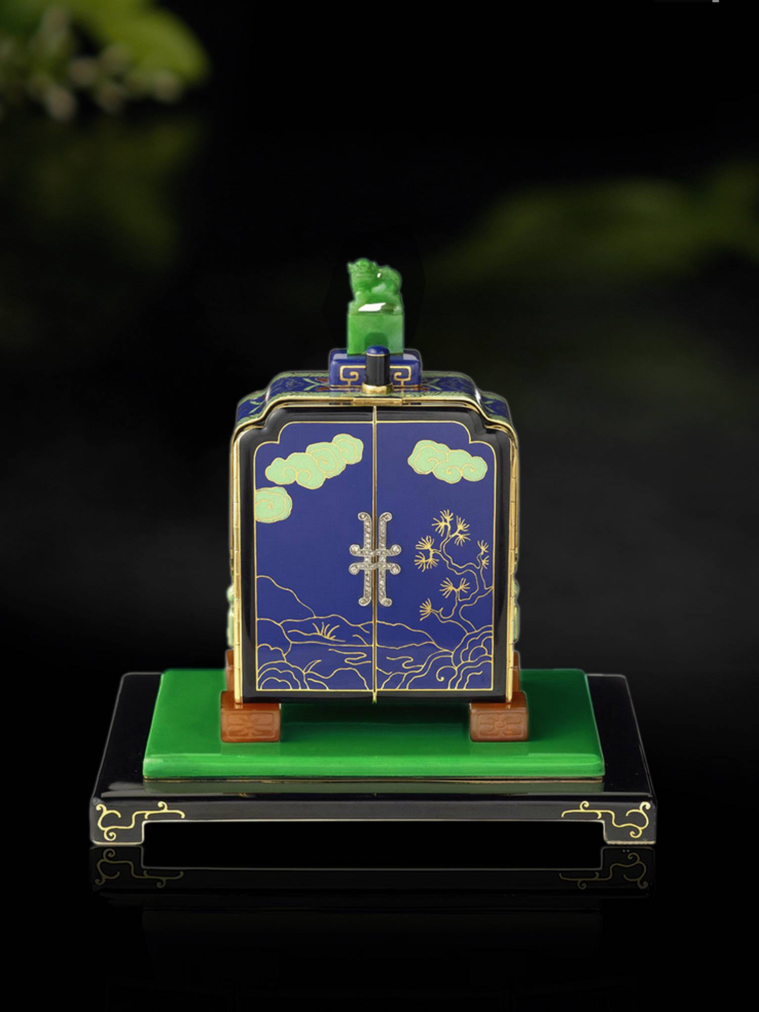 拍卖达153万的翡翠竟然出自外国人之手，你怎么看?  第5张