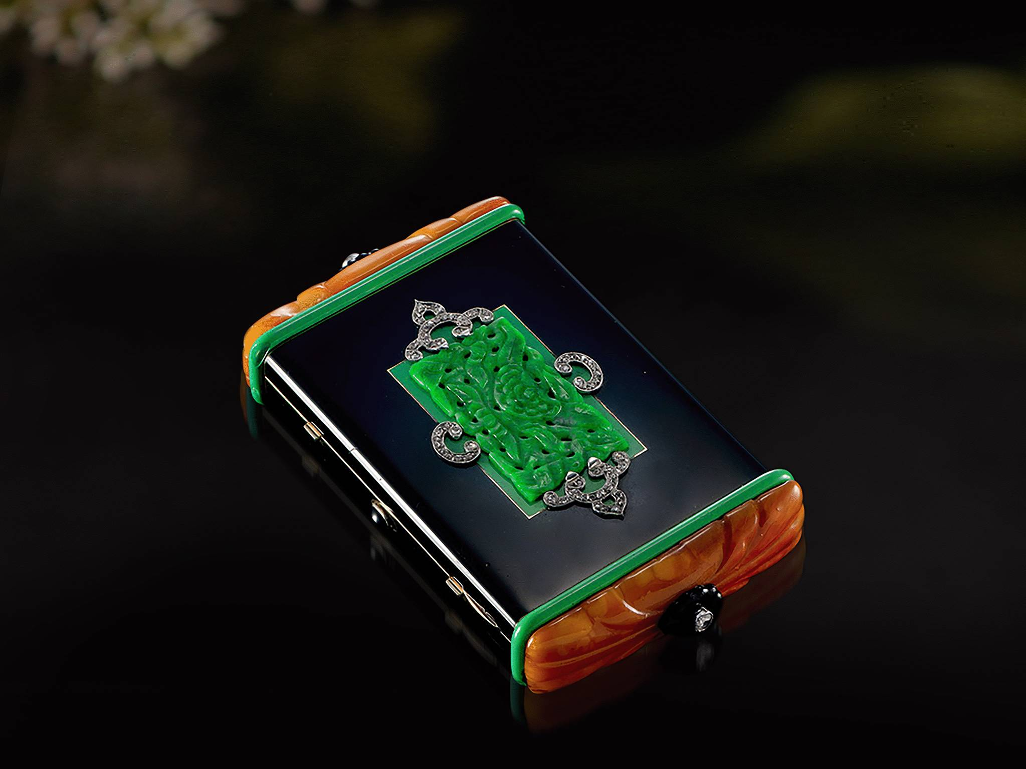 拍卖达153万的翡翠竟然出自外国人之手，你怎么看?  第8张