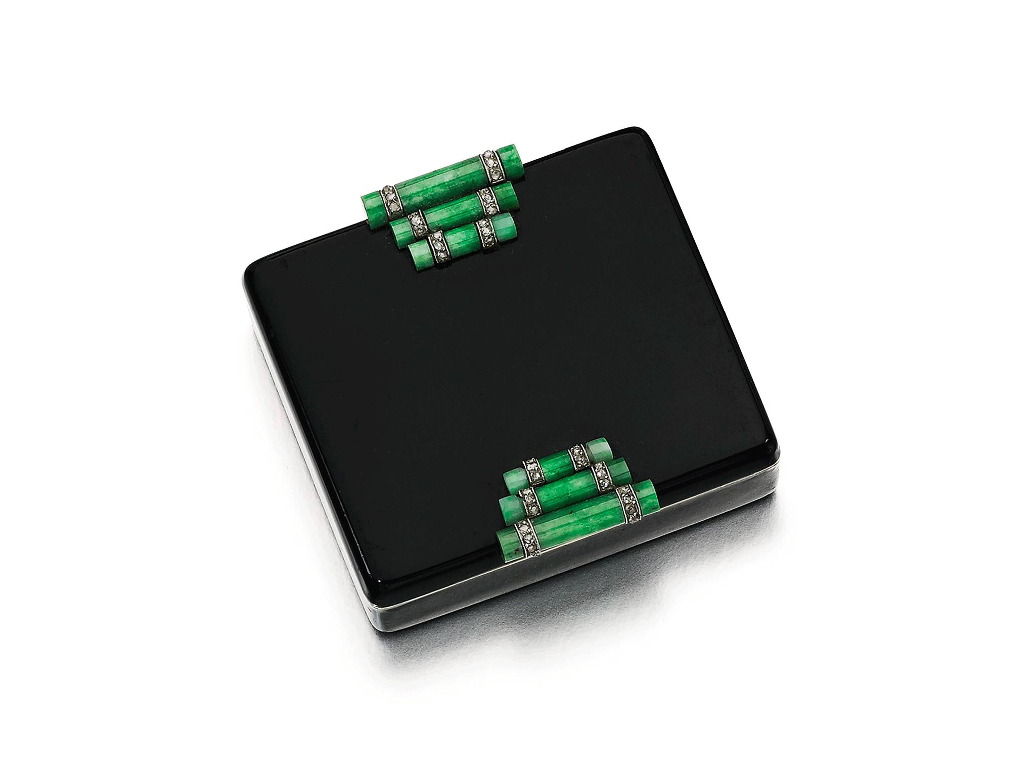 拍卖达153万的翡翠竟然出自外国人之手，你怎么看?  第12张