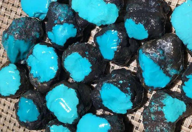 把绿松盘玉化到底有多值钱？  第19张