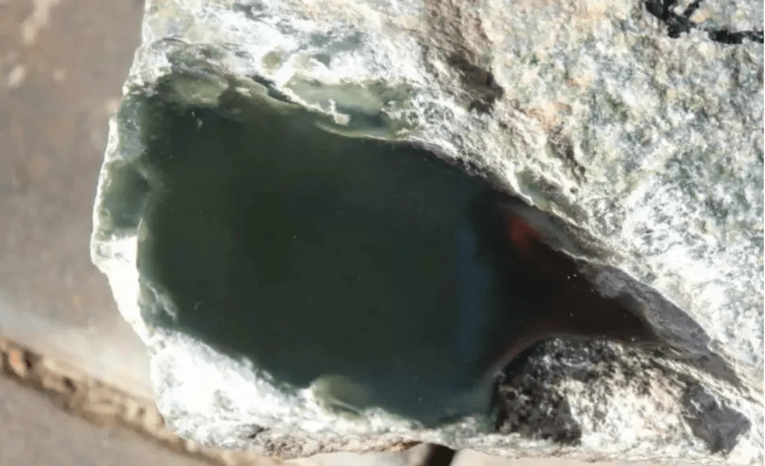 来自国内的玉中王者，揭秘传说中的羊脂黑玉  第22张