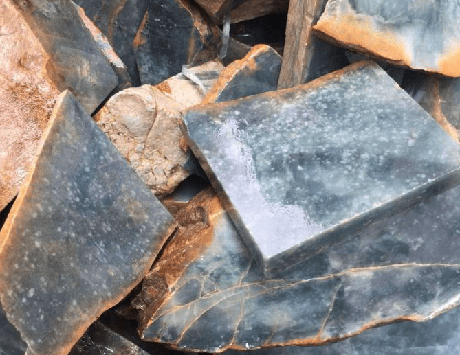 危地马拉翡翠走红商场，乃至还能出A货证书，翡翠产地你知多少？  第4张