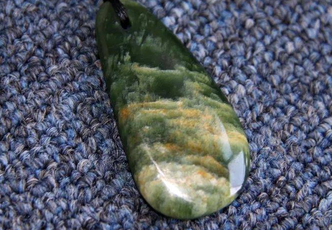 危地马拉翡翠走红商场，乃至还能出A货证书，翡翠产地你知多少？  第11张