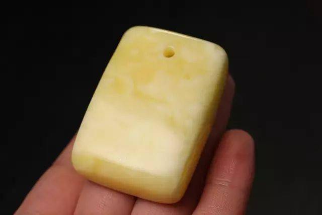 还在这样戴蜜蜡？十年后你的蜜蜡将一文不值！  第4张