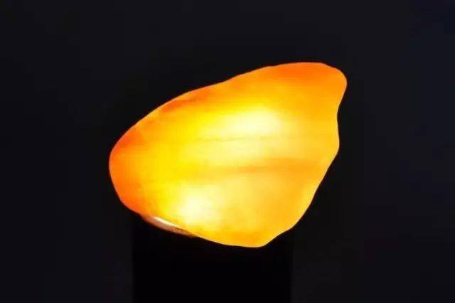 金丝玉——被忽视的五颜六色精灵  第2张