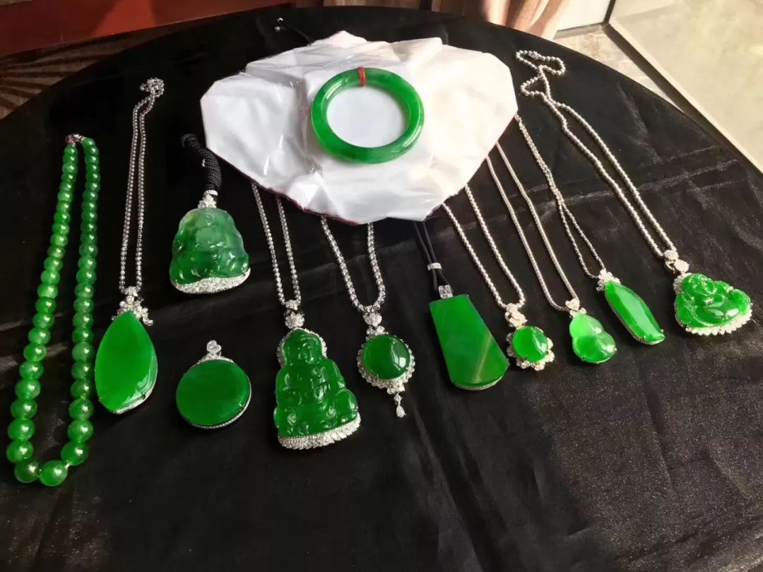 翡翠又提价了？价格飙升背面的本相  第4张