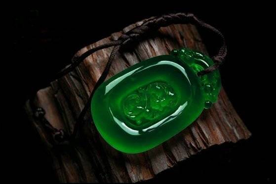 关于翡翠职业的三个问题，小白必看！  第2张