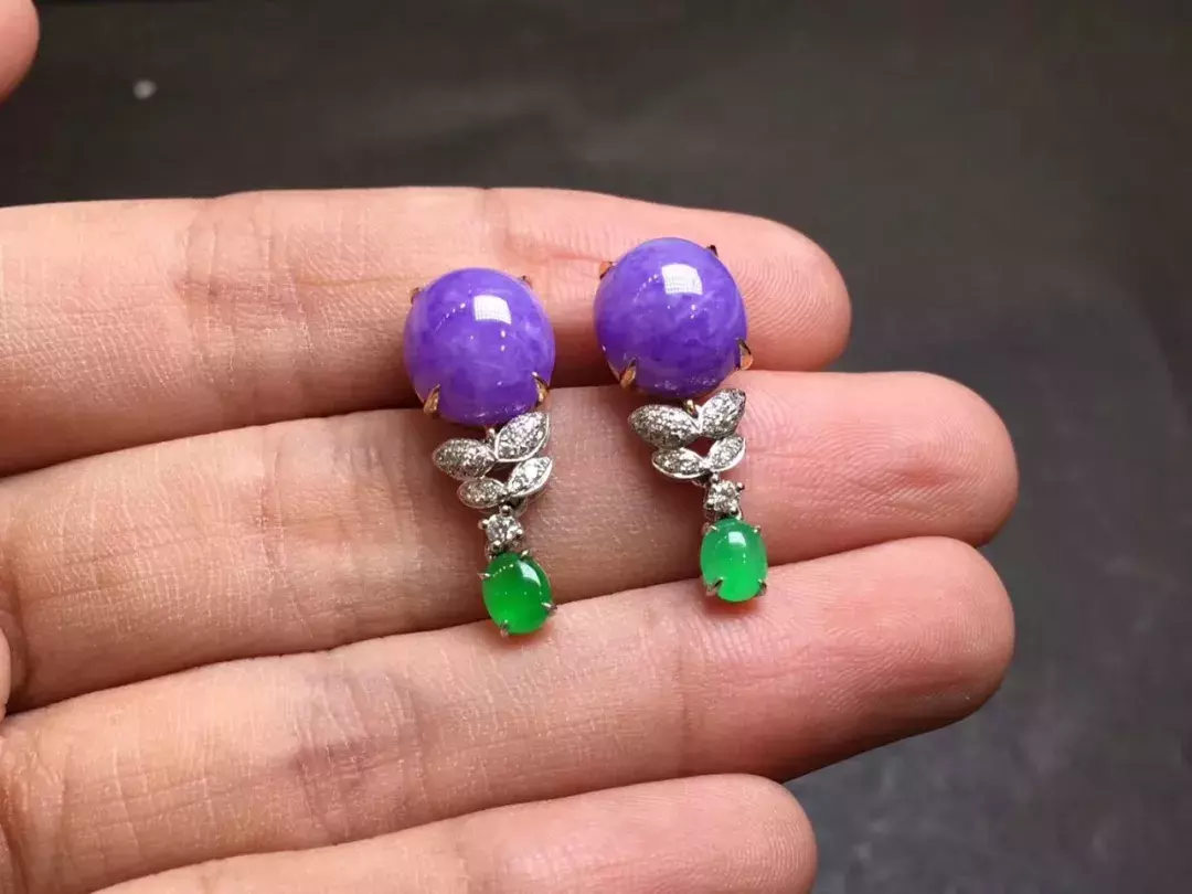 翡翠行情一直是居高不下，经过几点刨析下翡翠有没有降价的或许  第7张