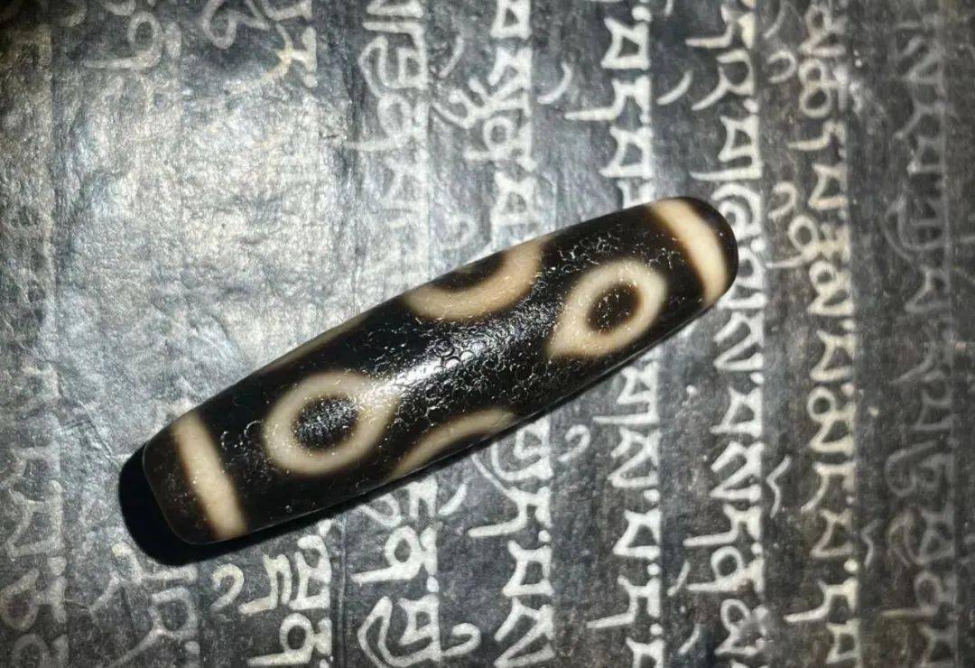 天珠终究是什么？明星佩带动辄上亿是真是假？  第5张