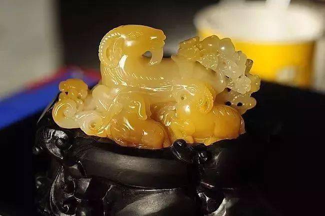 金丝玉和玻璃的成分相同！虚伪炒作or增值黑马，一篇看穿！  第13张