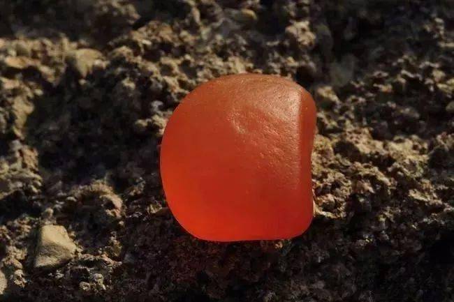 金丝玉和玻璃的成分相同！虚伪炒作or增值黑马，一篇看穿！  第19张