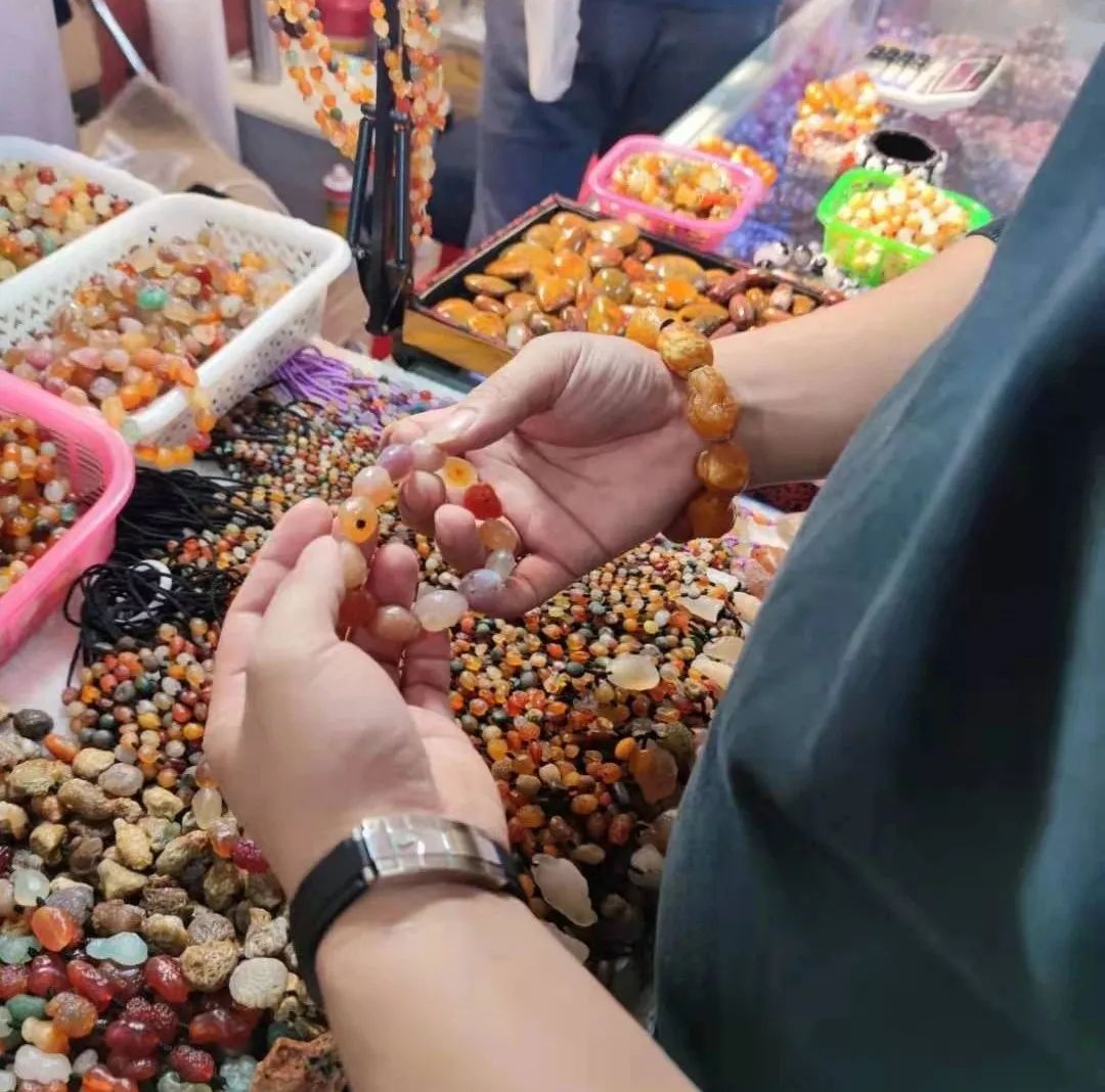 被忘记的戈壁之花，这样的玛瑙你见过吗？  第3张