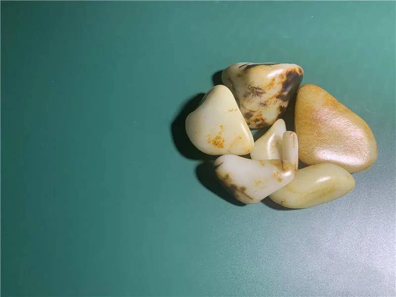 和田玉商场最终的绝唱？现在大块的子料还能不能买？  第8张