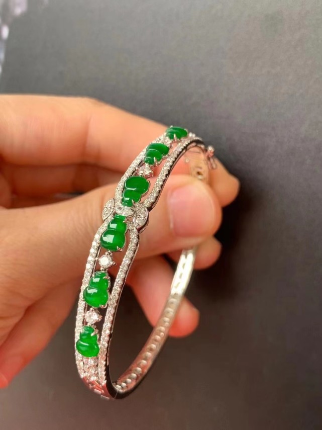 众所周知的吉祥物，作为首饰非常盛行，涵义佩带终身“福禄”安全  第3张