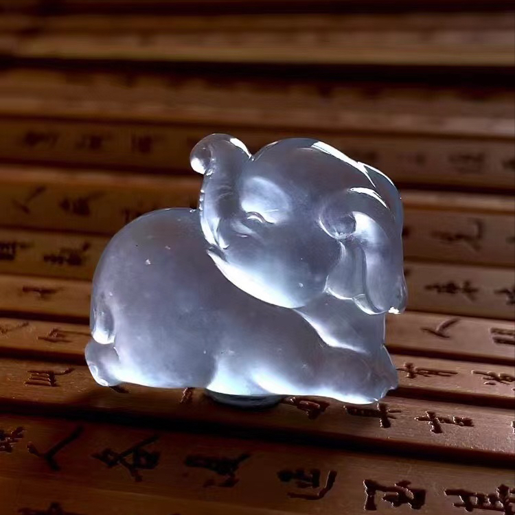 太平盛世见它，这种瑞兽也有萌哒哒的一面，作为首饰充溢吉利涵义  第3张