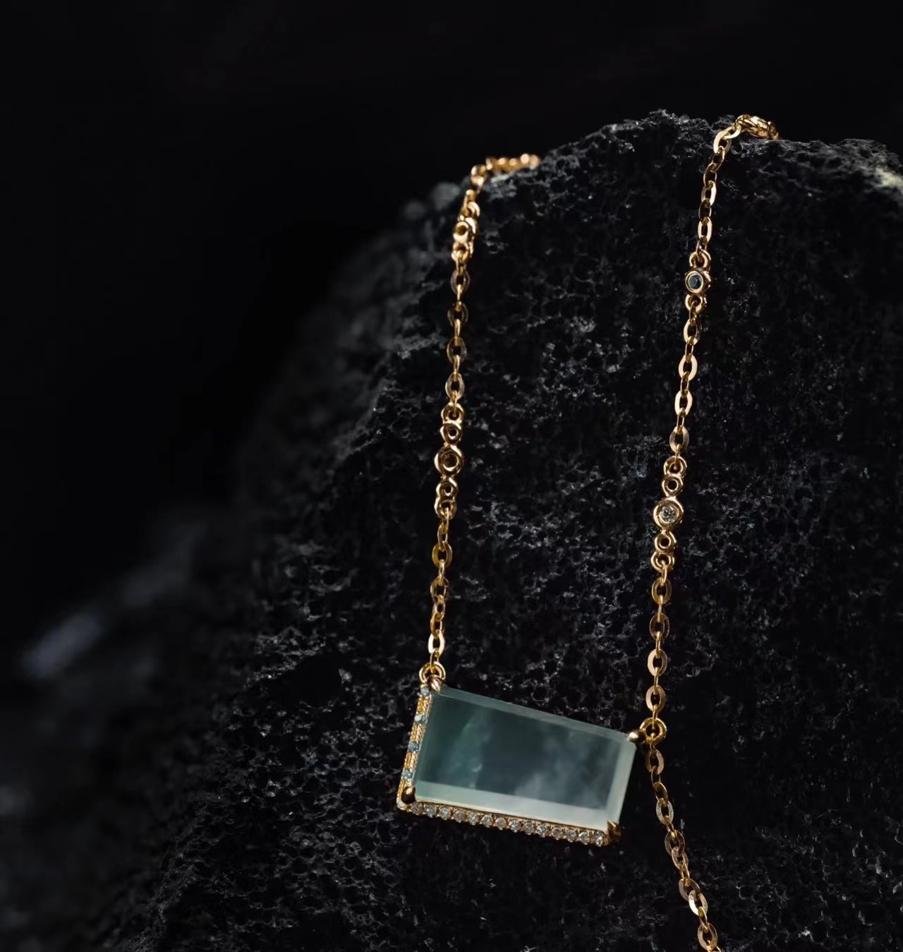 这是我国独有的文明，源自鼎鼎大名的玉雕师陆子冈，涵义平安无事  第4张