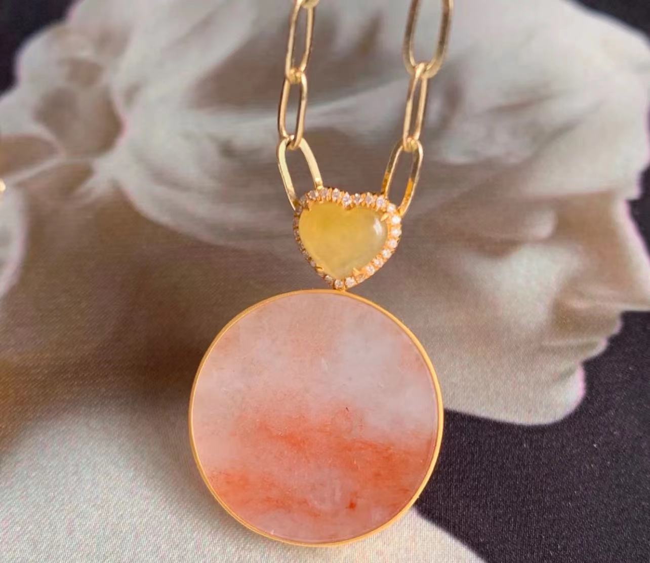 这是我国独有的文明，源自鼎鼎大名的玉雕师陆子冈，涵义平安无事  第5张