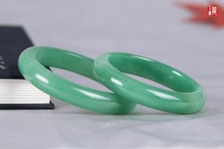 绿色玉石里的一匹黑马，高性价比高颜值，错失的人肠子都悔青了！  第17张