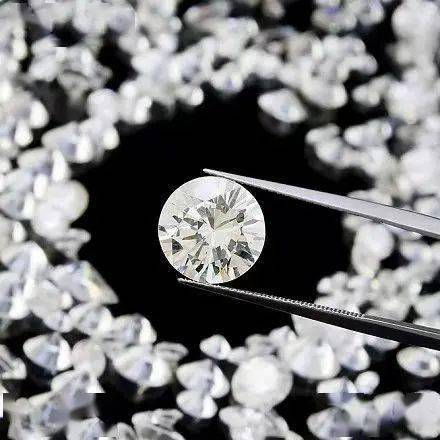 究竟是什么导致钻石猛涨？  第1张