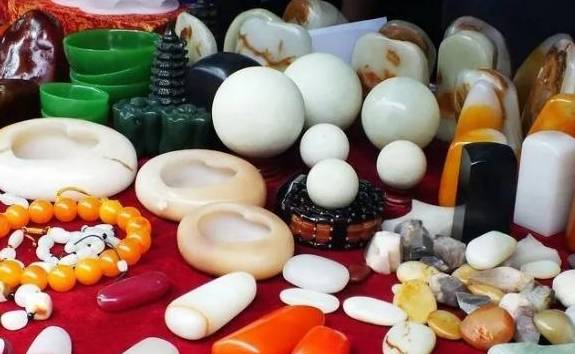 玉石珠宝出售的四个圈套，你中过招吗？  第3张