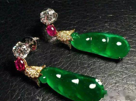 玉和翡翠，这简单被混杂的玉石，你能分辩出来吗？  第10张