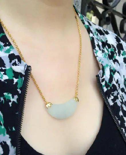 和田玉籽料镶嵌怎样美观又廉价呢  第2张