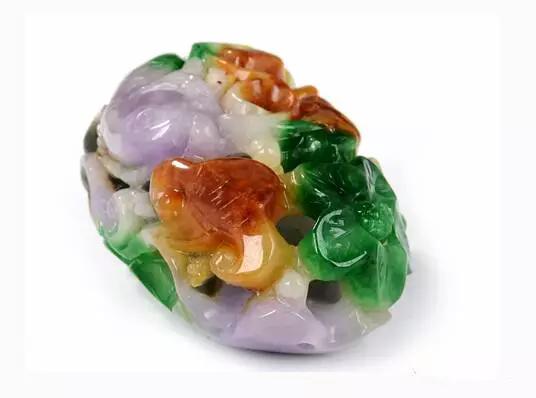 尤物降世，极品七彩翡翠重现，价值不可估量  第12张