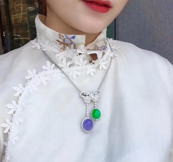 为什么新人买翡翠简单上当受骗，背面原因值得沉思！  第12张