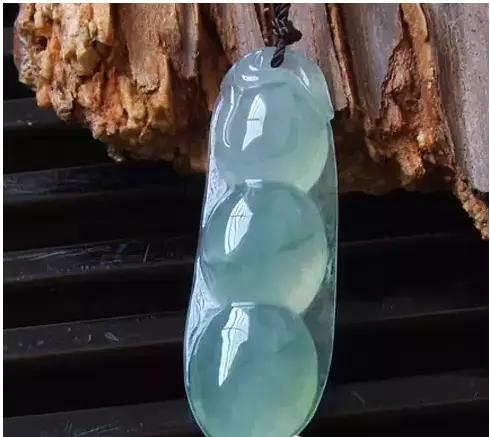 翡翠的纹、裂、棉，喜爱翡翠的你都能分得清么？  第8张