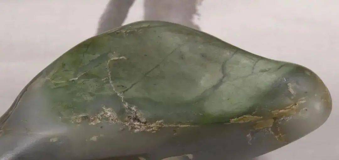 家有黄金万两，不如凝翠一方，怎么辨别翠青的好坏？  第10张