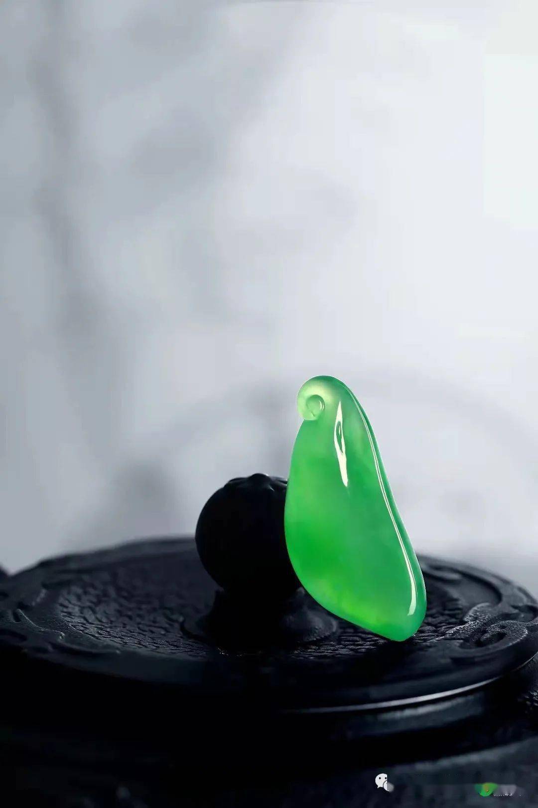 翡翠不是玉吗？翡翠和玉有什么不同？  第4张