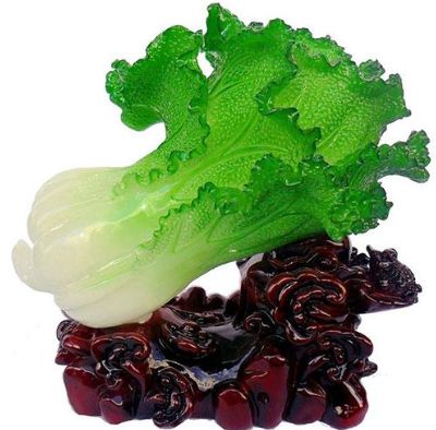 翡翠白菜摆件有什么优点？翡翠白菜摆件的涵义都有哪些？  第3张