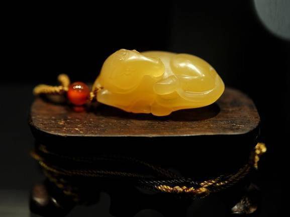 金丝玉保藏价值比年看涨，你有几件？  第4张