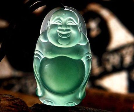 翡翠行话中的翡翠水头是什么意思？有什么效果？  第2张