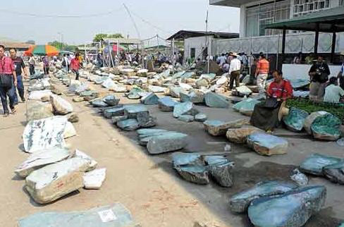 缅甸是国际最大的翡翠出产国，在那里买翡翠真的廉价吗？  第4张