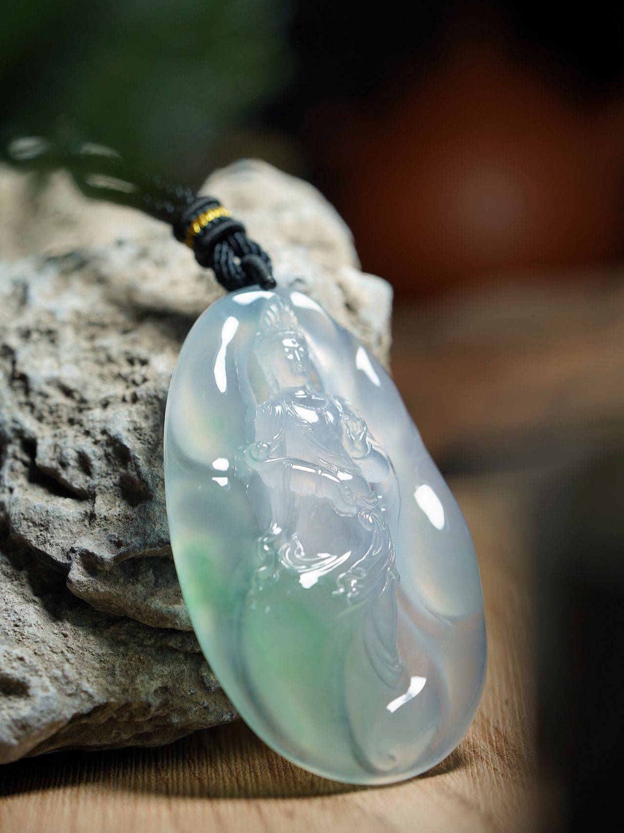 干货对翡翠的知道，决议翡翠价值的要素，带来了不同的价值差异  第2张