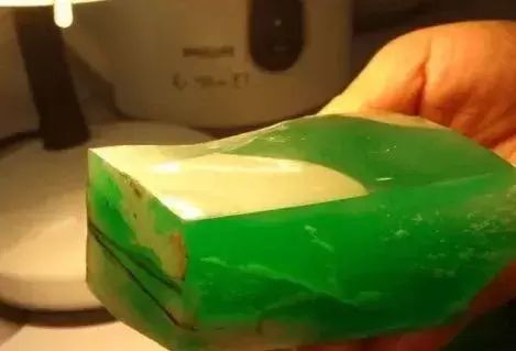 未来翡翠商场的发展趋势将会有何改变？  第11张