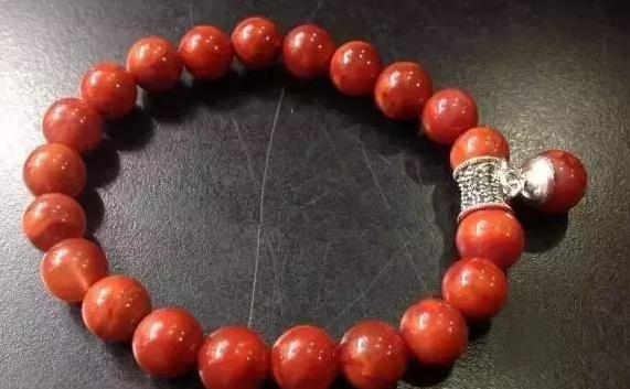 赤色玛瑙便是南红玛瑙吗？  第2张