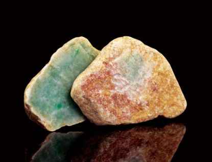 有哪些国际有名的翡翠原石商场 ？  第2张