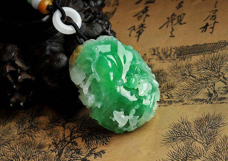 老坑黄翡翠是美学价值的结合，遭到越来越多人的认可  第3张