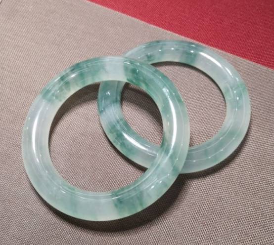 为什么黄金有价玉无价？为什么翡翠没有价格标准？  第2张