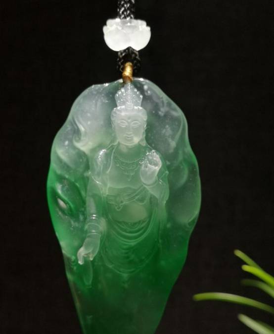 为什么黄金有价玉无价？为什么翡翠没有价格标准？  第7张