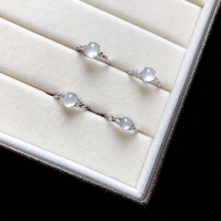 翡翠金镶好还是银镶好？  第11张