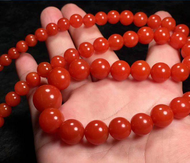 同样都是“玛瑙”，为啥偏偏南红玛瑙那么贵？  第2张