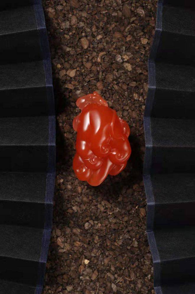 同样都是“玛瑙”，为啥偏偏南红玛瑙那么贵？  第7张